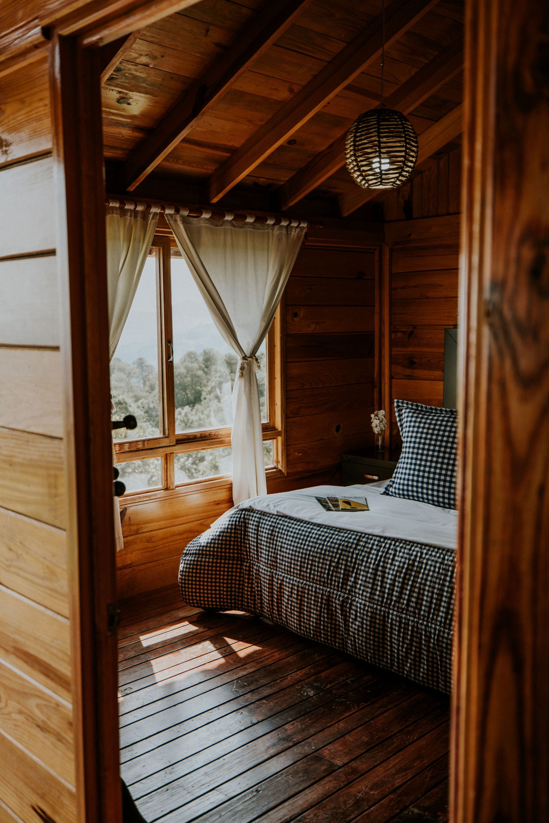 Lakeside Cabin