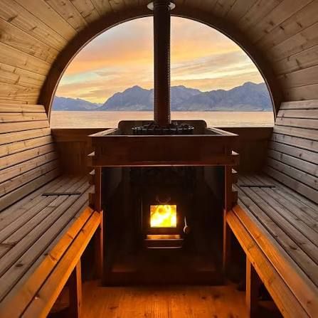 The shared lakeside sauna